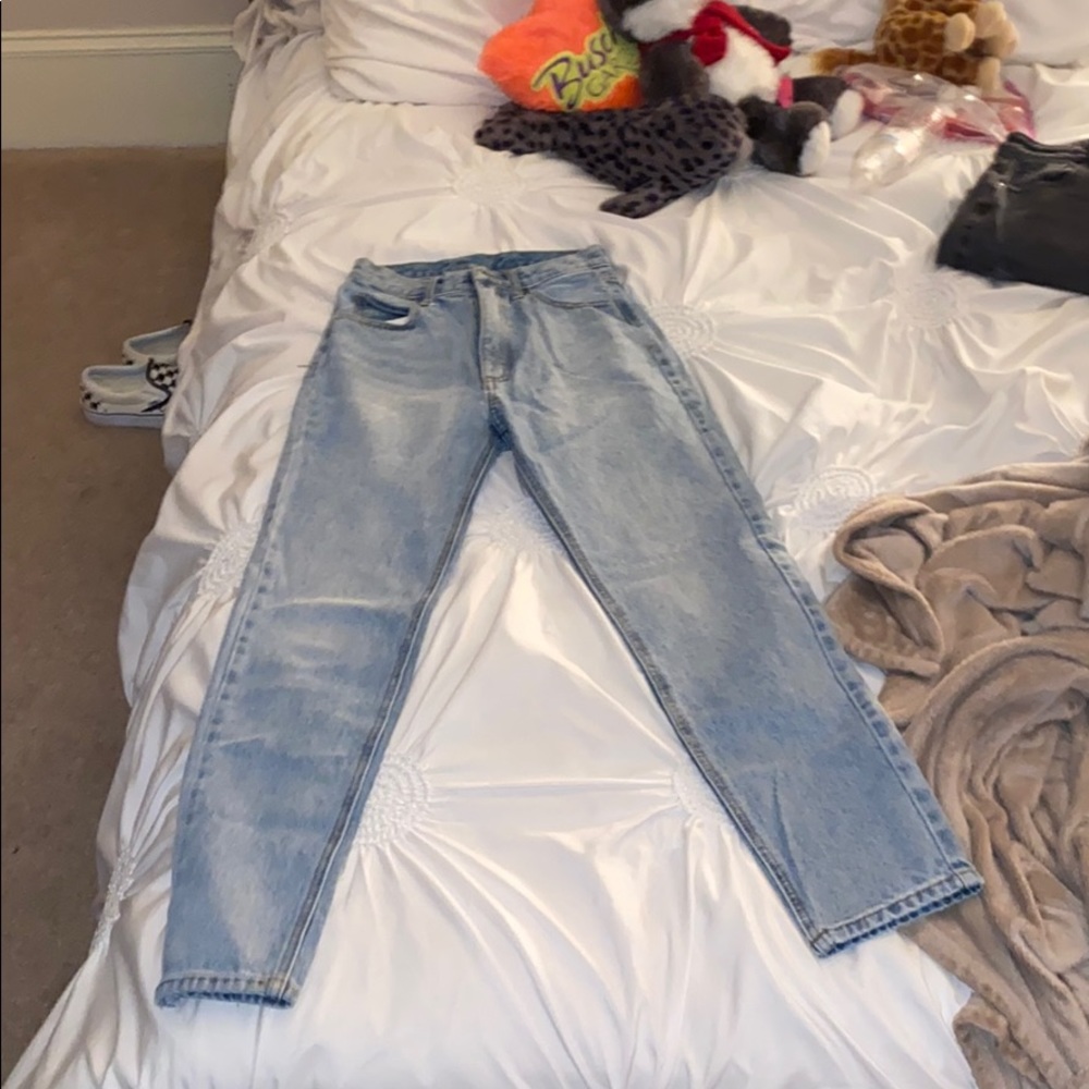 Mom jeans (rare)
